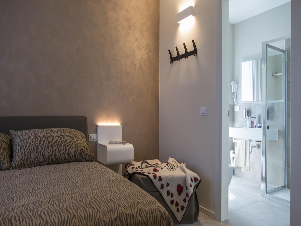 Hotel Buena Onda Peschiera del Garda Dış mekan fotoğraf