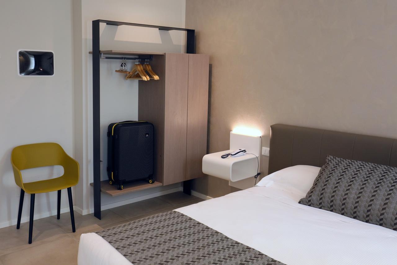 Hotel Buena Onda Peschiera del Garda Dış mekan fotoğraf