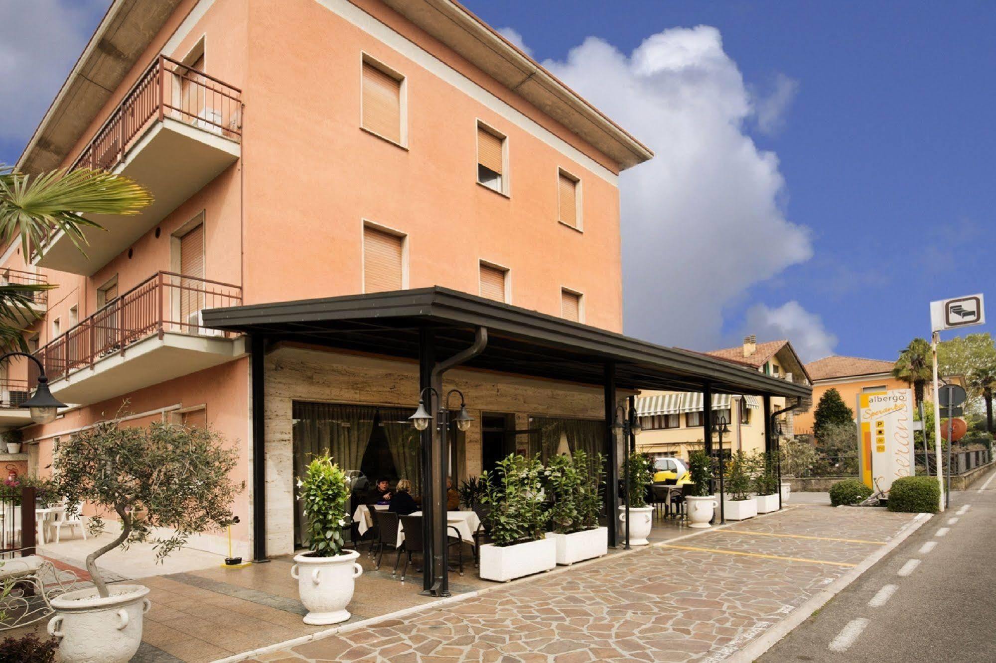 Hotel Buena Onda Peschiera del Garda Dış mekan fotoğraf